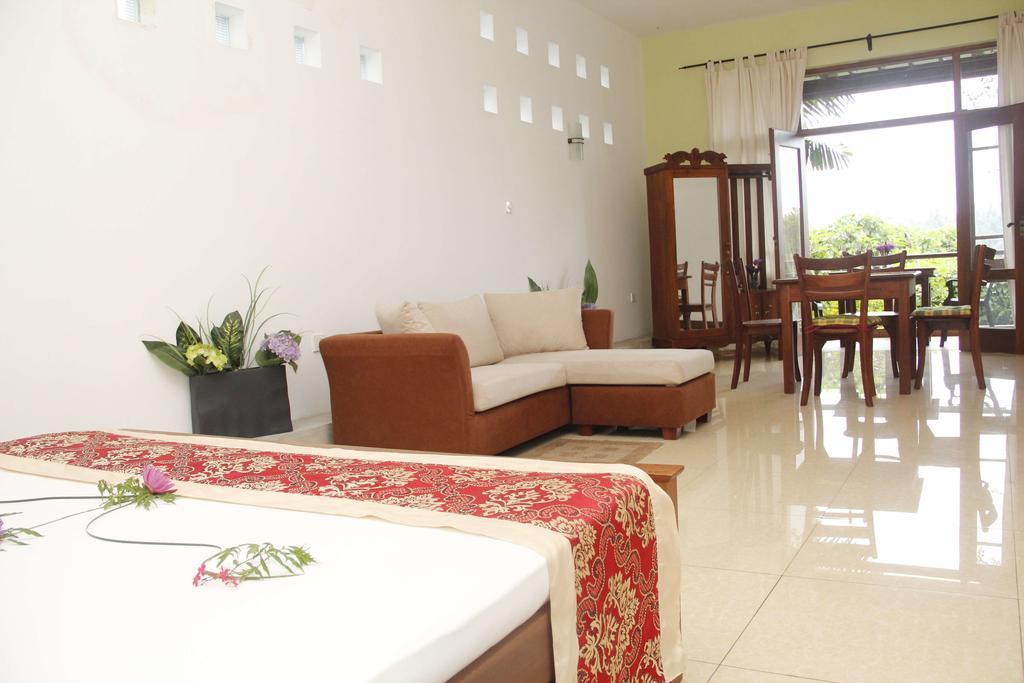 Thumbelina Apartments & Hotel Алутгама Экстерьер фото