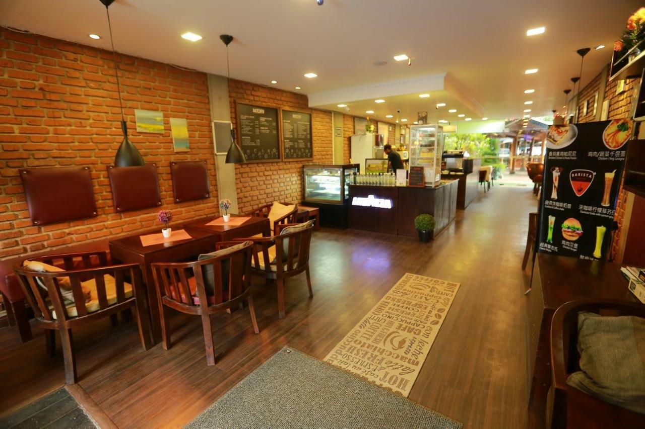 Thumbelina Apartments & Hotel Алутгама Экстерьер фото